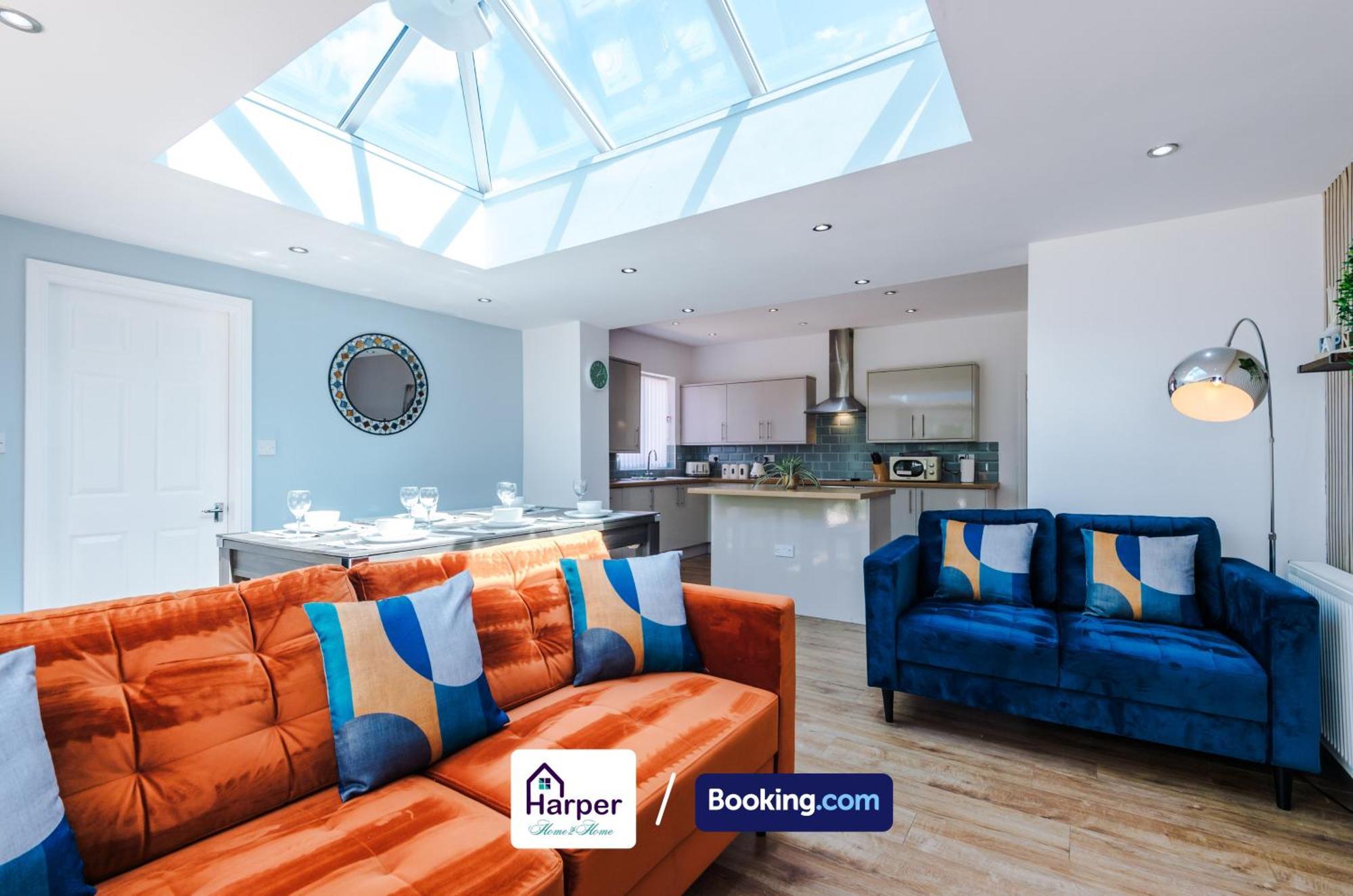 Spacious Detached Bungalow By Harperletting Short Lets & Serviced Accommodation Buckely With Pool Table & Driveway Buckley Esterno foto