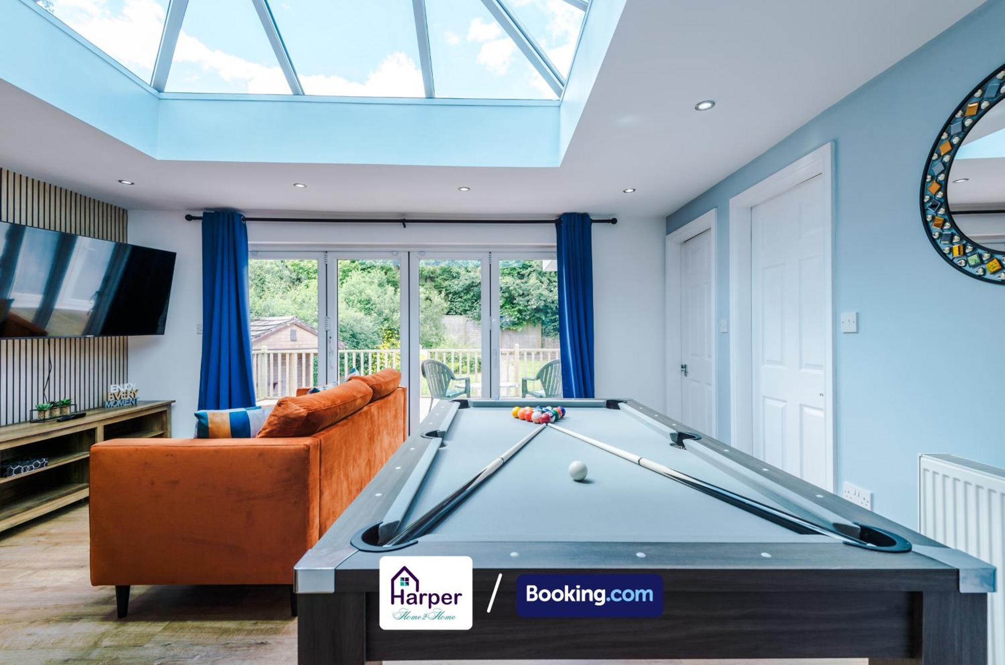 Spacious Detached Bungalow By Harperletting Short Lets & Serviced Accommodation Buckely With Pool Table & Driveway Buckley Esterno foto
